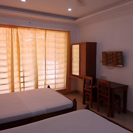 Somatheertham Resort Thiruvananthapuram Esterno foto