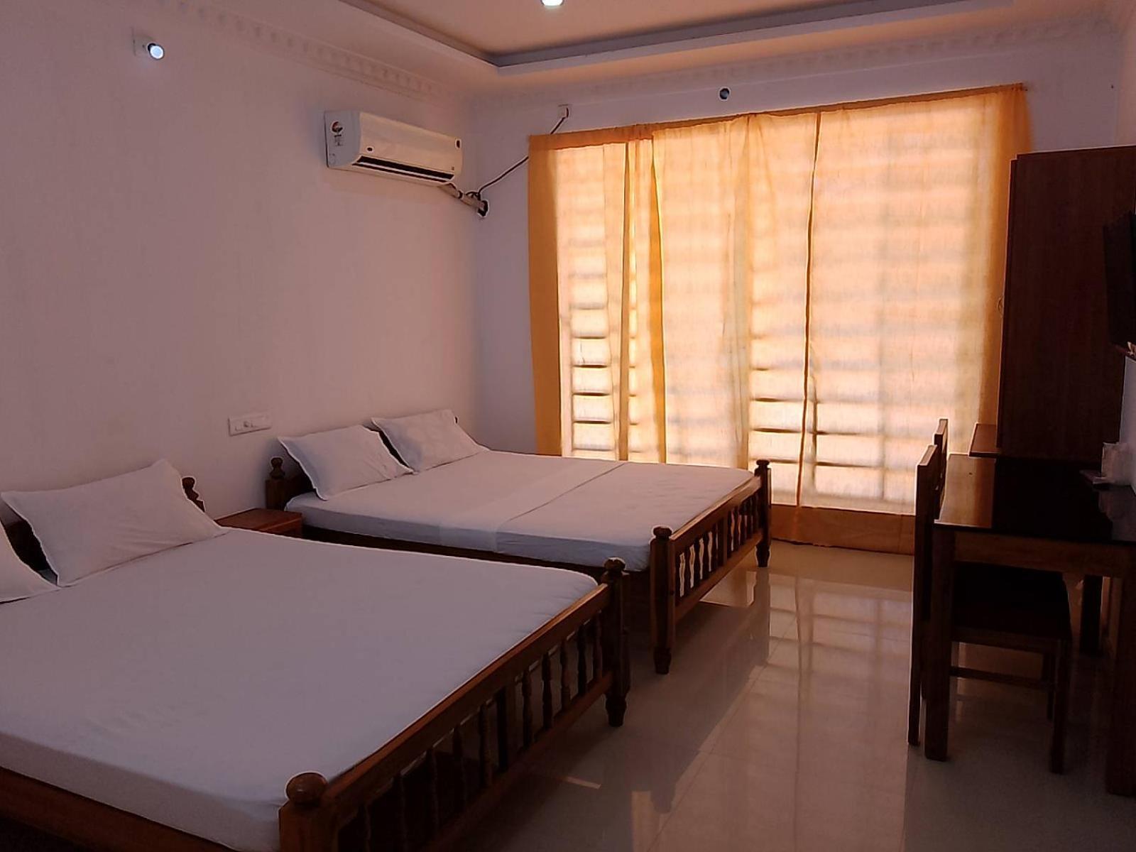 Somatheertham Resort Thiruvananthapuram Esterno foto