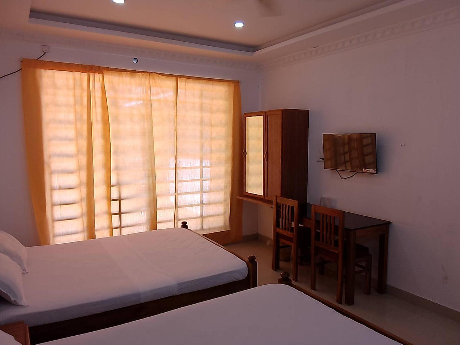 Somatheertham Resort Thiruvananthapuram Esterno foto